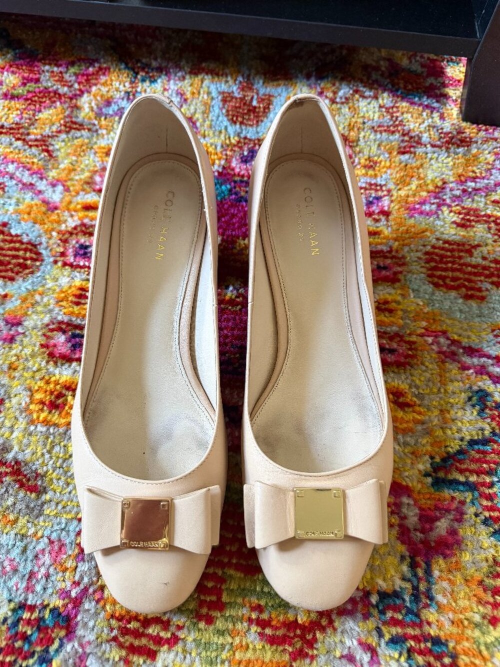 Cole Haan Grand Os Tali Bow Pump Beige Leather Block Heels Gold Hardware